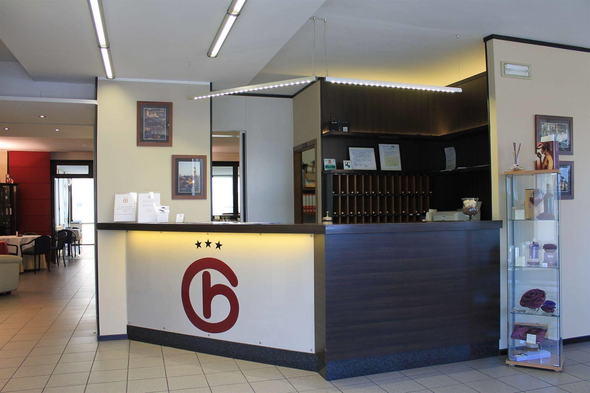 Hotel Griselda Saluzzo Kültér fotó